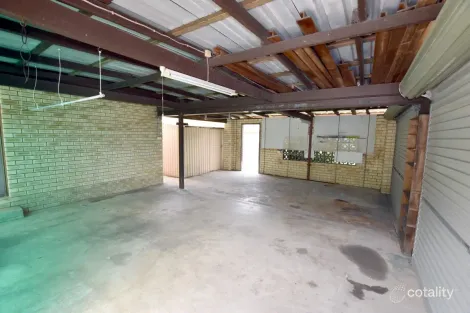 Property photo of 61 Barney Street Barney Point QLD 4680