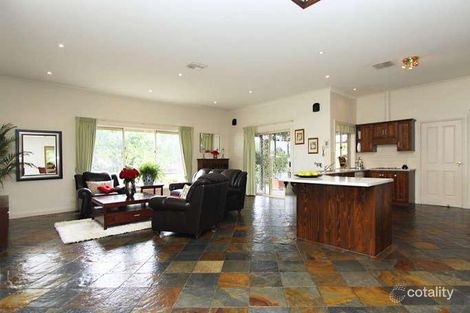 Property photo of 10 Old Orchard Close Athelstone SA 5076