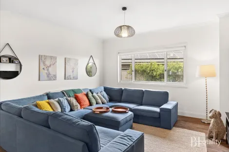 Property photo of 4 Waratah Court Kilmore VIC 3764