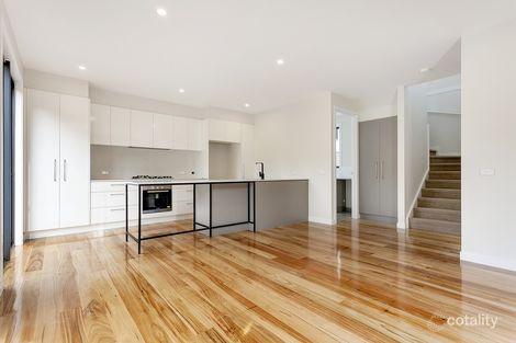 Property photo of 2/171 Oban Road Ringwood North VIC 3134