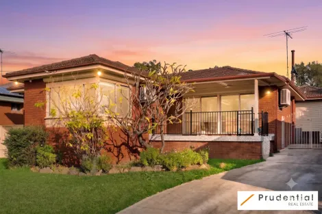 Property photo of 75 St Johns Road Bradbury NSW 2560