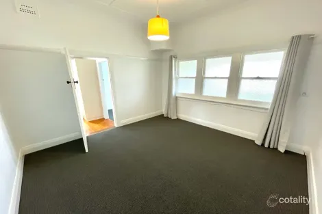 Property photo of 1 Carrington Street Parkes NSW 2870