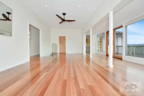 Property photo of 8 White Place Figtree NSW 2525