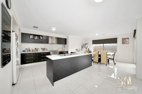 Property photo of 6 Turf Club Boulevard Melton South VIC 3338