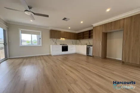 Property photo of 16 Cedar Crescent North St Marys NSW 2760