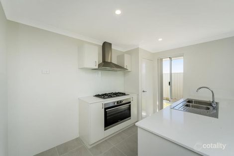 Property photo of 20 Winning Approach Golden Bay WA 6174