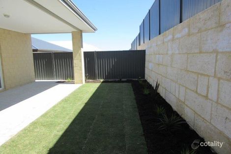Property photo of 29 Chambered Way Jindalee WA 6036