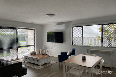 Property photo of 1/28 Errol Avenue Paradise Point QLD 4216
