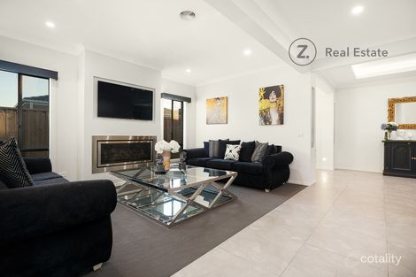 Property photo of 9 Greenglade Way Cranbourne East VIC 3977