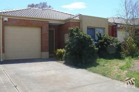 Property photo of 30 Ruby Place Werribee VIC 3030