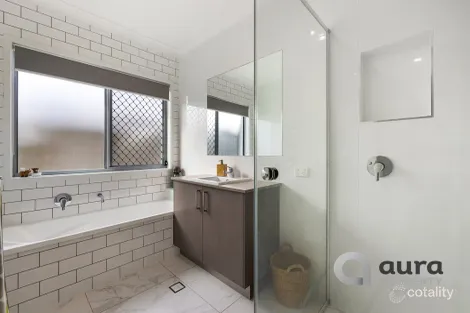 Property photo of 16 Jade Crescent Caloundra West QLD 4551