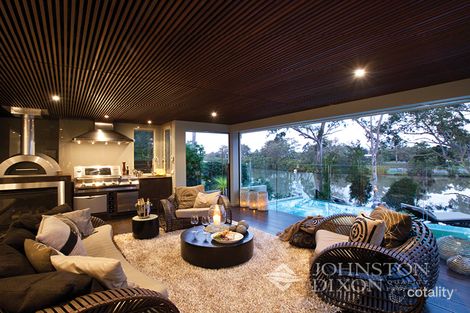 Property photo of 2/38 Scenic Road Kenmore QLD 4069