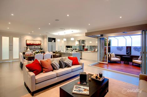 Property photo of 40 Renwick Drive Renwick NSW 2575