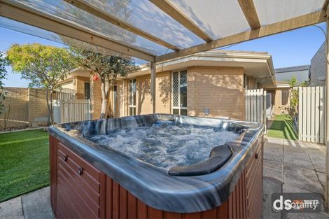 Property photo of 27 Phoenix Terrace Hocking WA 6065