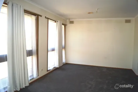Property photo of 16 Rostrata Crescent Mooroopna VIC 3629