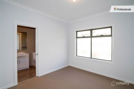 Property photo of 5/5 Stamford Crescent Rowville VIC 3178