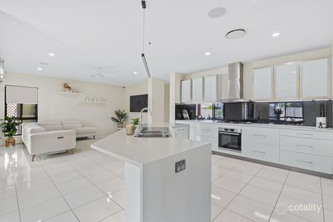 1 Hipwood St, Morayfield, QLD 4506