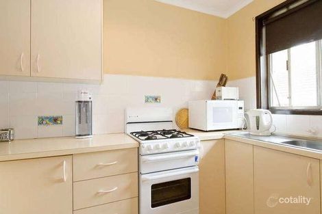 2/6 Wickham Rd, Croydon, VIC 3136