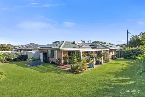 214 Maine Rd, Clontarf, QLD 4019