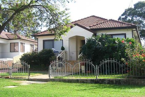 13 Macquarie St, Greenacre, NSW 2190