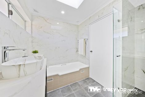 Property photo of 18B Brucedale Avenue Epping NSW 2121