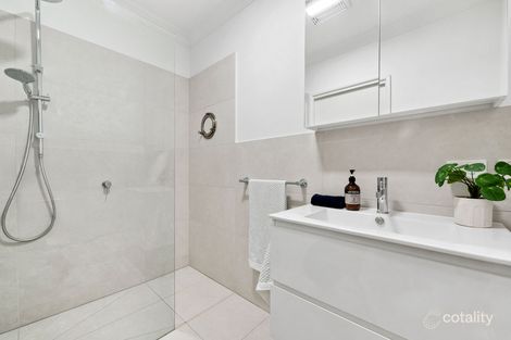 Property photo of 8 Gulls Way Frankston South VIC 3199