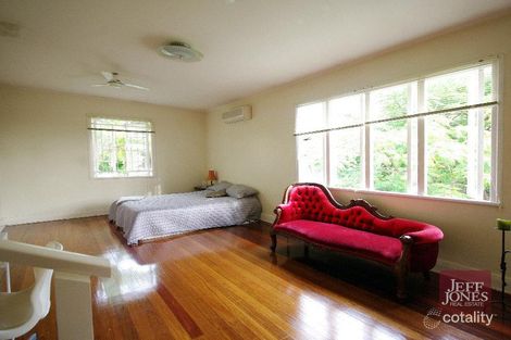 Property photo of 25 Holland Street Greenslopes QLD 4120
