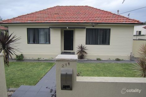 211 Wangee Rd, Greenacre, NSW 2190