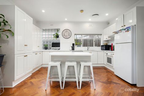 Property photo of 22 Glenview Road Strathmore VIC 3041