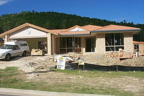 7 Moorea Ct, Pacific Pines, QLD 4211