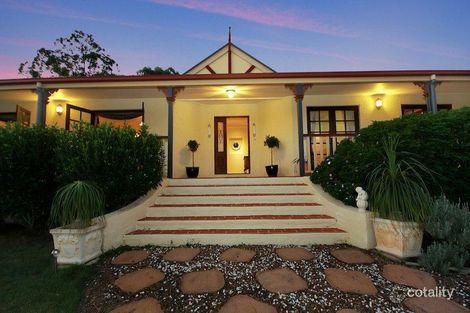 Property photo of 17 Cedar Close Mackenzie QLD 4156