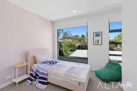 Property photo of 3/35 Aurora Close Mawson ACT 2607