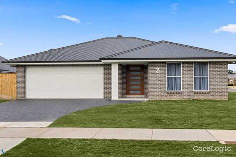 Property photo of 2 Windeyer Street Renwick NSW 2575