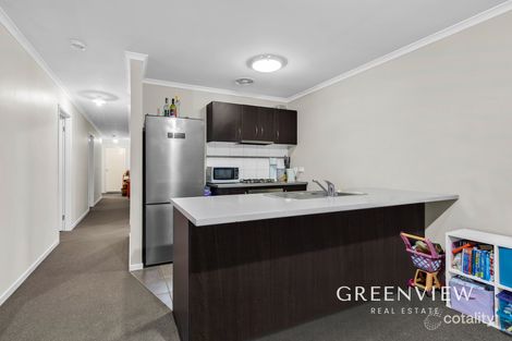 Property photo of 8 Tyndall Street Cranbourne East VIC 3977