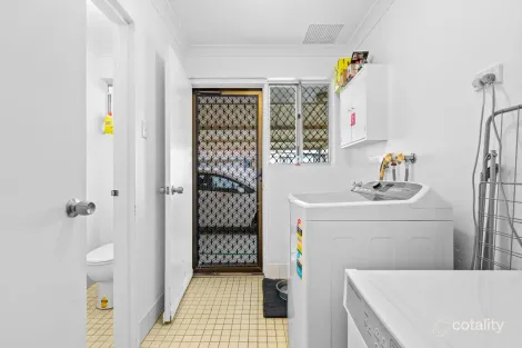 Property photo of 35A Melliodora Circle Mirrabooka WA 6061