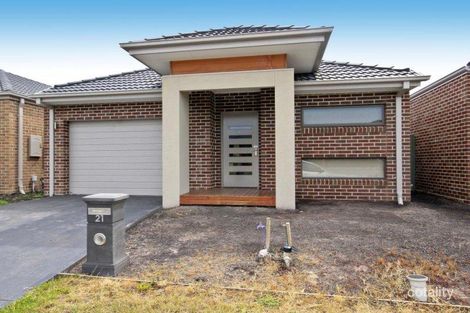 Property photo of 21 Dusseldorp Avenue Pakenham VIC 3810