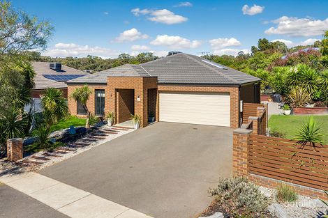 Property photo of 21 Aspera Way Kangaroo Flat VIC 3555