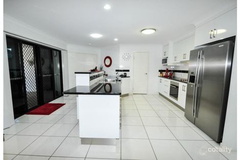 Property photo of 4 Salisbury Place Ooralea QLD 4740