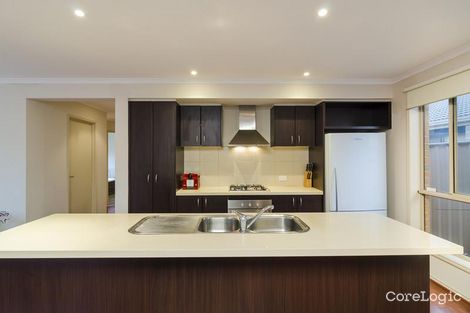 Property photo of 3 Lindrum Outlook Tarneit VIC 3029