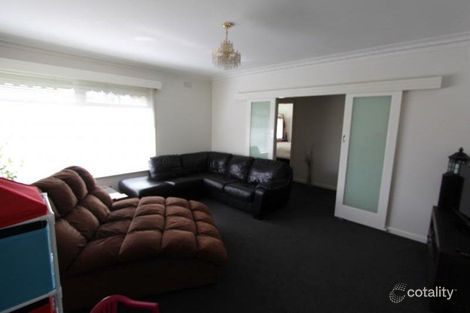 Property photo of 31 Waller Avenue Newington VIC 3350