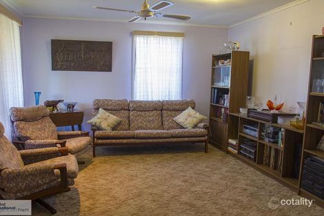 Property photo of 3 Pinnacle Street Sadleir NSW 2168