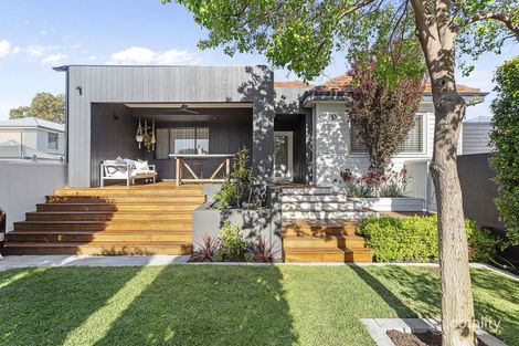 174 Gildercliffe St, Scarborough, WA 6019