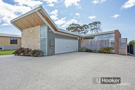 Property photo of 54 Old Bass Highway Wynyard TAS 7325