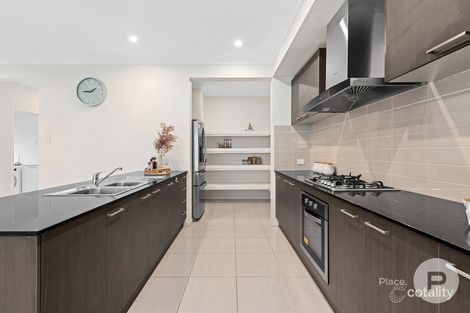 Property photo of 44 Ivory Crescent Pallara QLD 4110