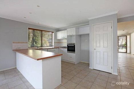 Property photo of 18 Kangaroo Terrace South Morang VIC 3752