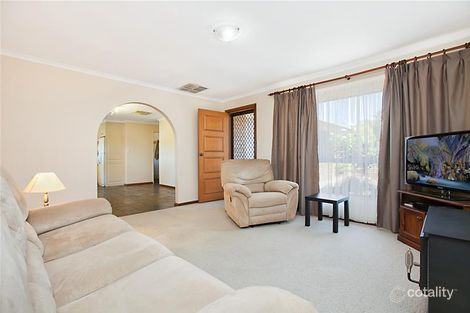 Property photo of 9 Bonnie Court Christie Downs SA 5164