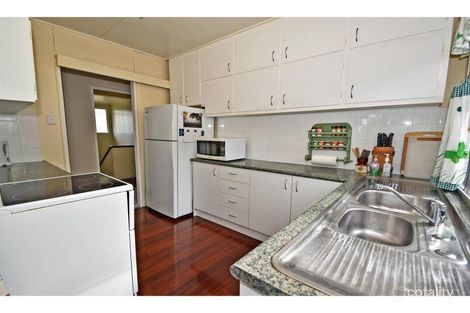 Property photo of 21 Curfew Street Upper Mount Gravatt QLD 4122