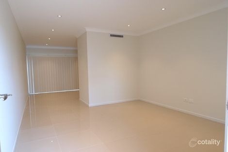 Property photo of 3/8 Holland Crescent Casula NSW 2170