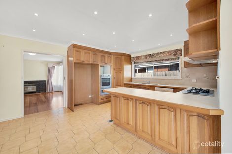 Property photo of 16 Pimpala Avenue Seaford VIC 3198