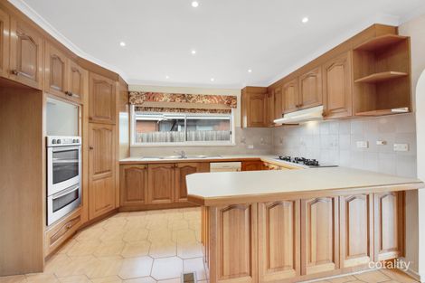 Property photo of 16 Pimpala Avenue Seaford VIC 3198